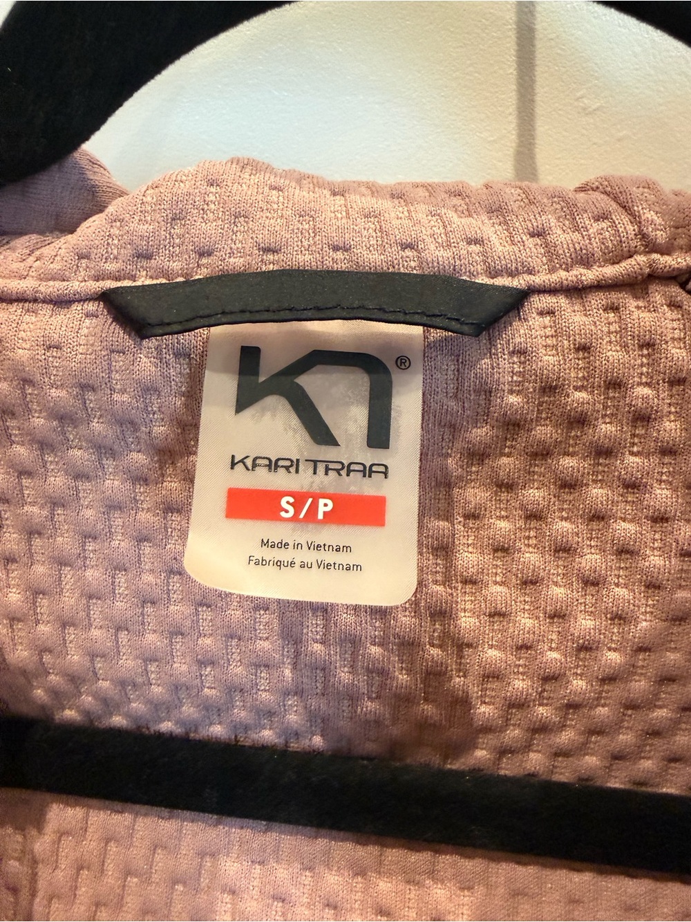 Kari Traa Black Utility Jacket with Pink Trim and Hood - Picture 3 of 8